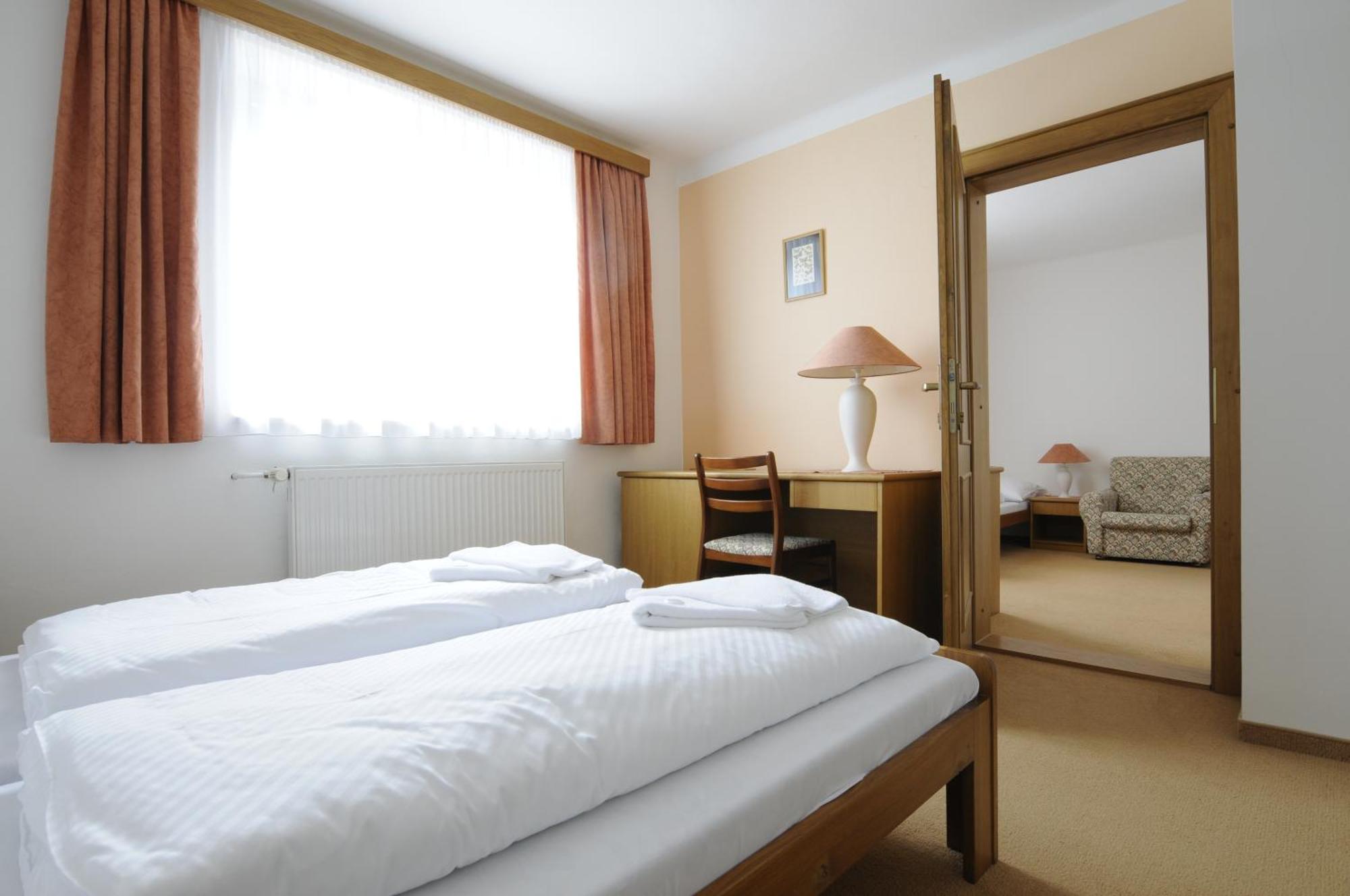 Horsky Pension Gendorf チェルニー・ドゥール 部屋 写真