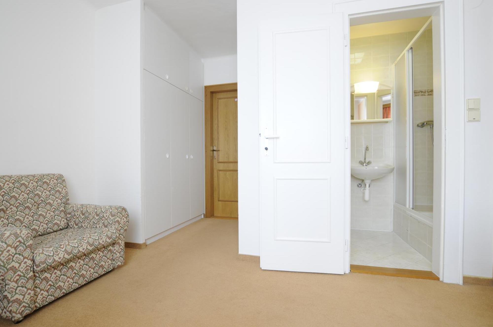 Horsky Pension Gendorf チェルニー・ドゥール 部屋 写真